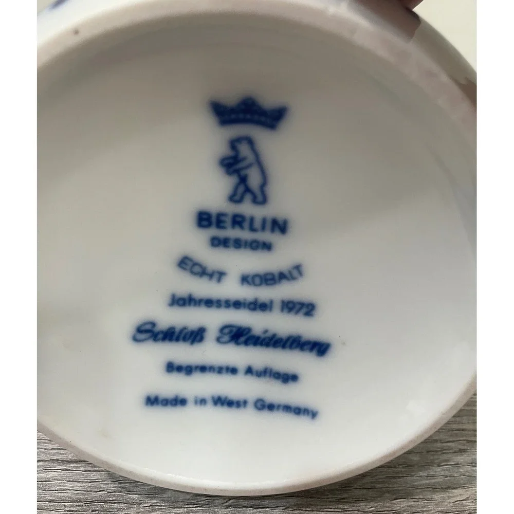 Berlin Design 1972 Schloß Heidelberg Beer Stein Cobalt Blue West‎ Germany DBGM